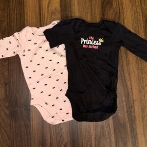 Pack of 2 baby girl onesies